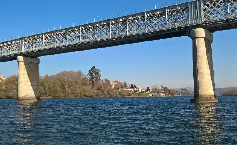 puente internacional Valença