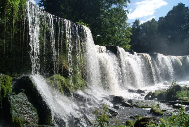 Cascada de Keila juga