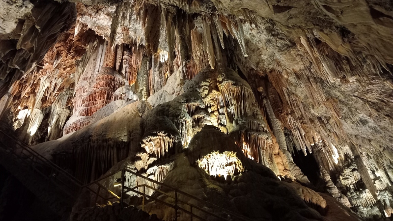 Cueva de Valporquero: donde la paciencia se volvió arte